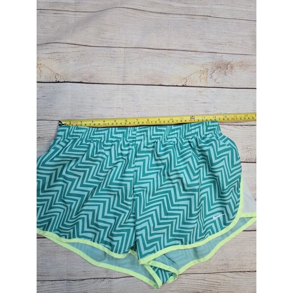 Nike Running Shorts Women's Size Large Dri Fit Tempo Green‎ Lined Drawstring